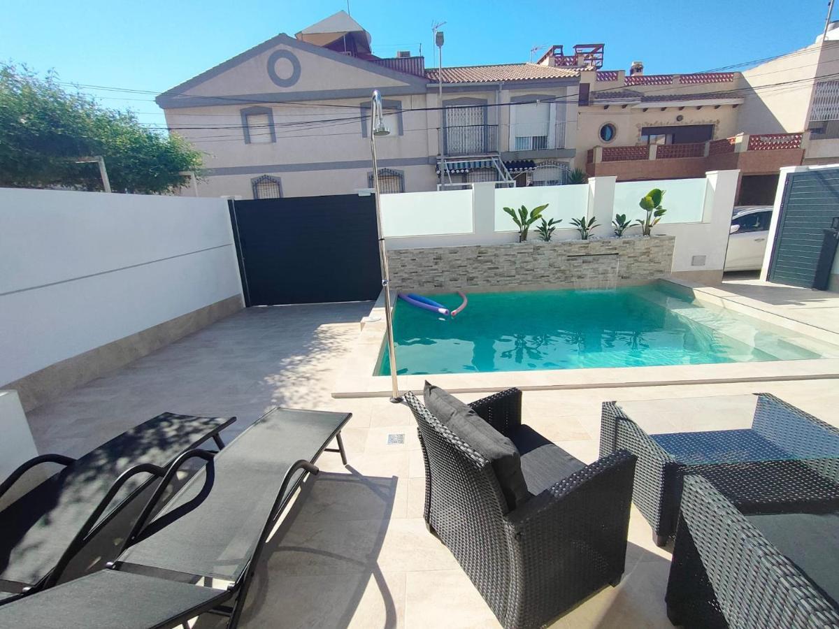 Villamolinos, villa con piscina privada. San Pedro del Pinatar Exterior foto